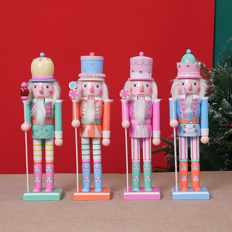 Nutcracker Figurine - Figurka Dziadek do Orzechów o wysokości